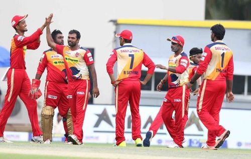 R Sai Kishore (left extreme) and Antony Dhas (third from left) are having a good 2017 TNPL What's the story?