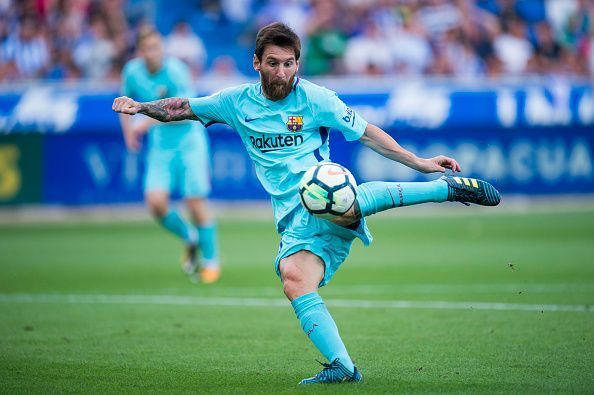 Deportivo Alaves v Barcelona - La Liga