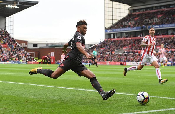 Alex Oxlade-Chamberlain right wing back Arsenal