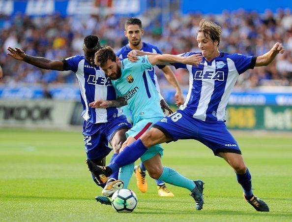 Deportivo Alaves v Barcelona