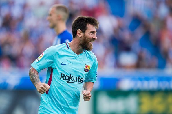 Deportivo Alaves v Barcelona - La Liga