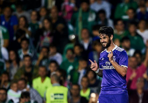 Real Betis Balompie v Real Madrid CF - La Liga