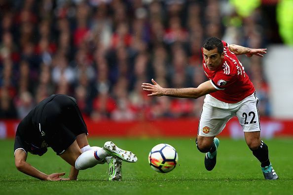 Manchester United v Crystal Palace - Premier League