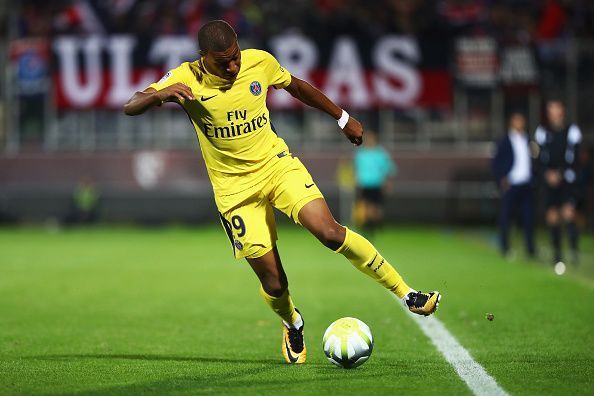 Metz v Paris Saint Germain - Ligue 1