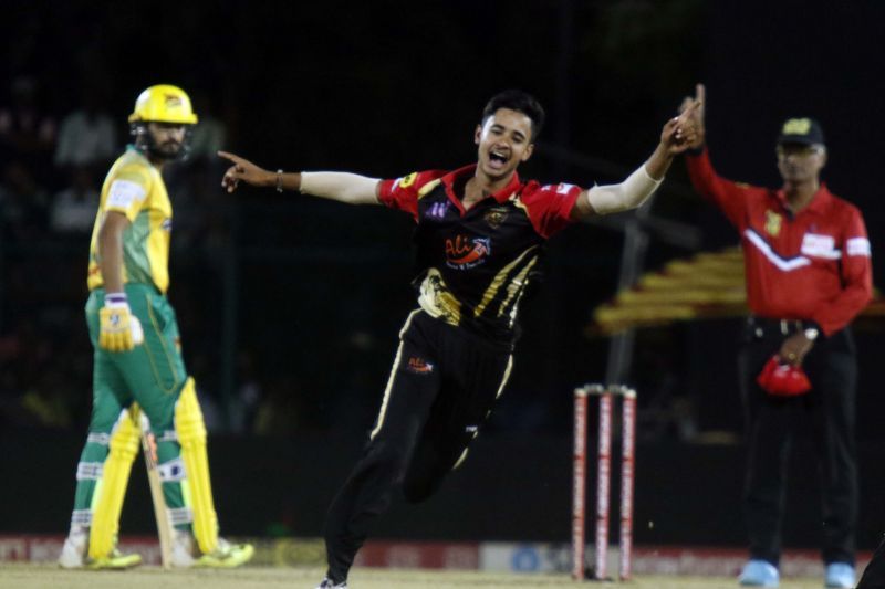 Shubhang gave away just eight runs and snared two wickets in the finals of the 2017 KPL