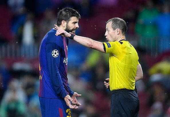 Gerard Pique red card Barcelona Olympiacos