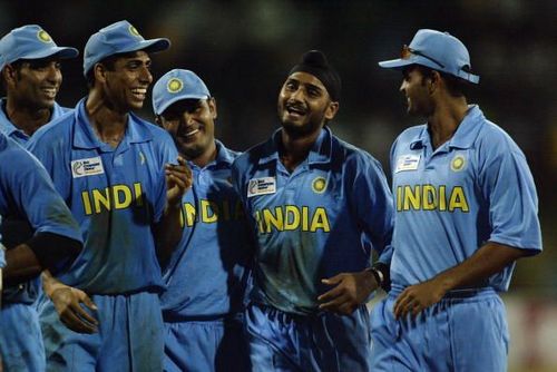 VVS Laxman, Ashish Nehra, Virender Sehwag, Harbhajan Singh and Dinesh Mongia of India celebrate victory