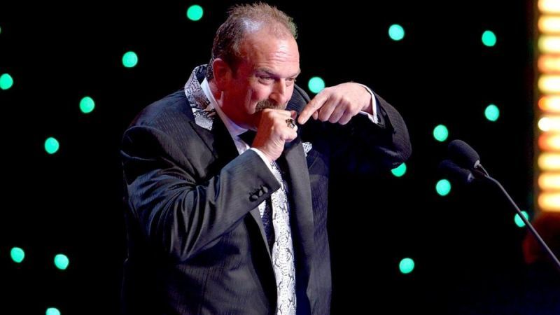 Jake Roberts giving his Hall of Fame speech