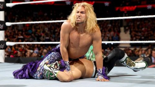 Tyler Breeze pinning Kalisto