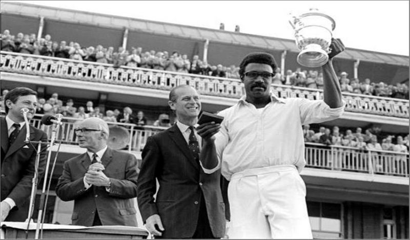 Clive Lloyd with the 1975 World Cup trophy.