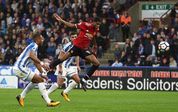 Huddersfield Town v Manchester United - Premier League