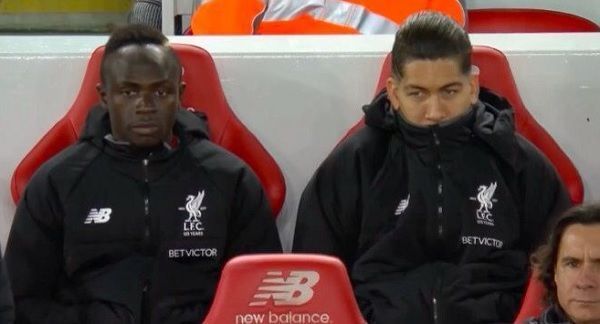 Sadio Mane Roberto Firmino bench