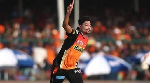 Siraj bowled far too many loose balls in a forgettable debut spell