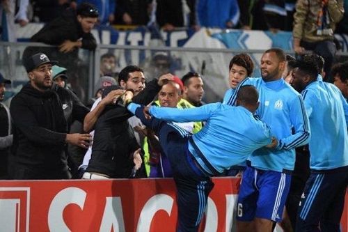 Patrice Evra kick fan red card