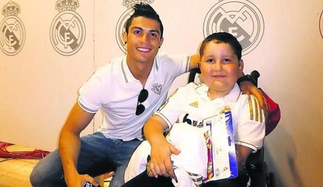 Ronaldo paid the medical bill at an expensive private medical centre for terminally ill Nuhuzet Guillen