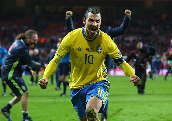 Denmark v Sweden - UEFA EURO 2016 Qualifier: Play-Off Second Leg