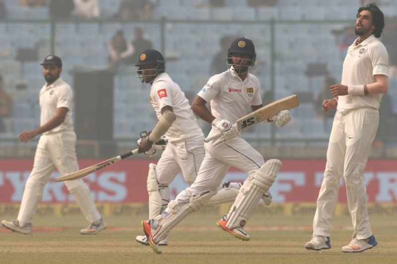 Sri Lanka&#039;s best day of the tour ended with a flurry of wickets