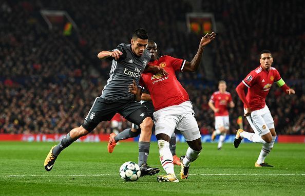 Manchester United v SL Benfica - UEFA Champions League