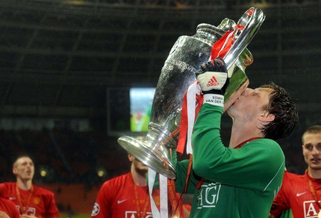 van der Sar kissing the Champions League trophy. Image courtesy BT Sport