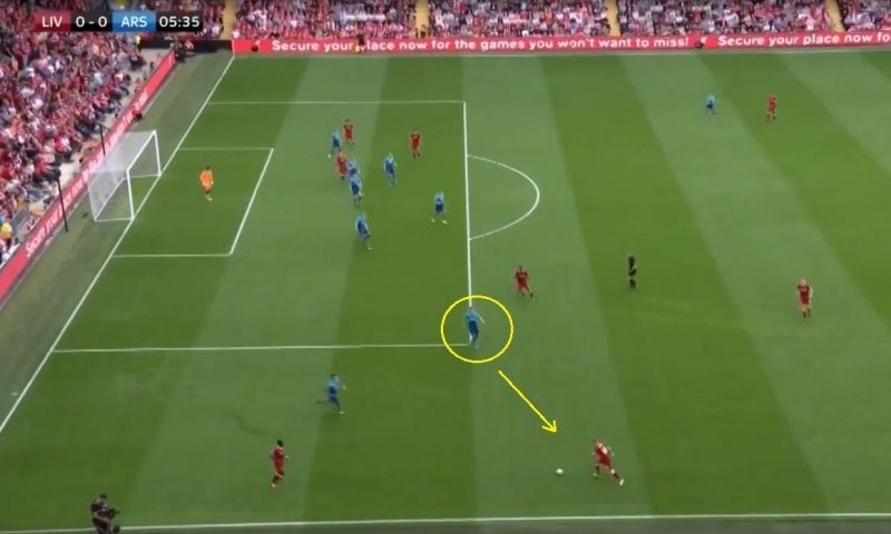 Moreno was left completely free with time and space on the ball to pick his teammate with a cross. 