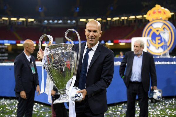 Zinedine Zidane, Manager of Real Madrid poses with the Champions League Trophy after the UEFA Champions League Final between Juventus and Real Madrid at National Stadium of Wales on June 3, 2017 in Cardiff, Wales. (June 2, 2017 - Source: Matthias Hangst/Getty Images Europe) 