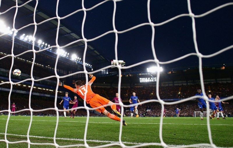 Thibaut Cortois doing just Thibaut Courtois stuff against Manchester City to deny Fernandinho