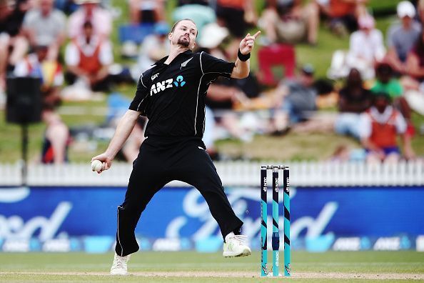 New Zealand v Pakistan - 4th ODI