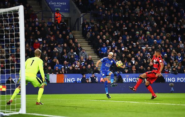 Leicester City v Huddersfield Town - Premier League