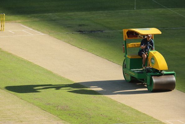 Big Bash League - Semi Final: Stars v Hurricanes