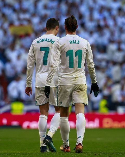 Gareth Bale (R) of Real Madrid CF and his teammate Cristiano Ronaldo (L) in action during the La Liga match between Real Madrid CF and Deportivo La Coruna at Estadio Santiago Bernabeu on January 21, 2018 in Madrid, Spain. (Jan. 20, 2018 - Source: Gonzalo Arroyo Moreno/Getty Images Europe)