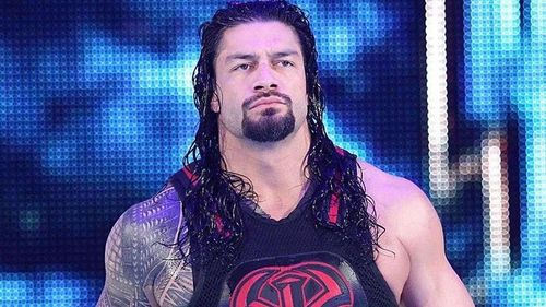 Roman Reigns won the 2018 men's Elimination Chamber match 