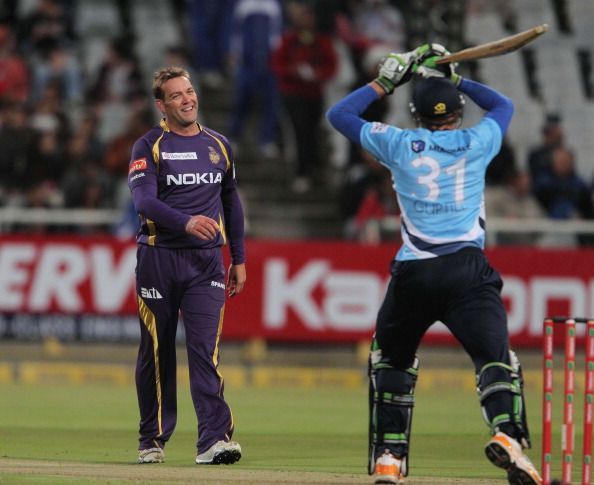 CLT20 2012 Group A - Kolkata Knight Riders v Auckland Aces