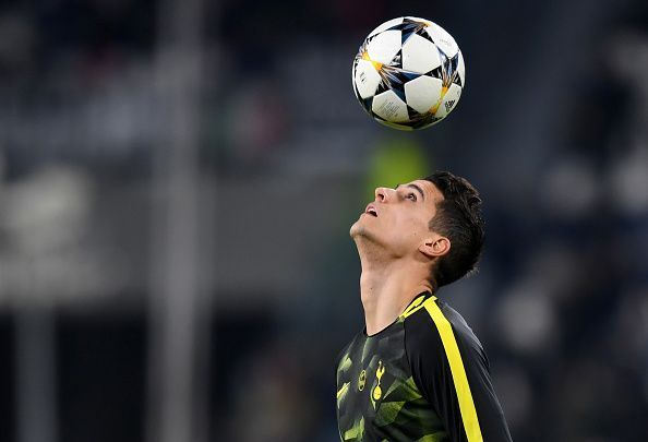 Juventus v Tottenham Hotspur - UEFA Champions League Round of 16: First Leg