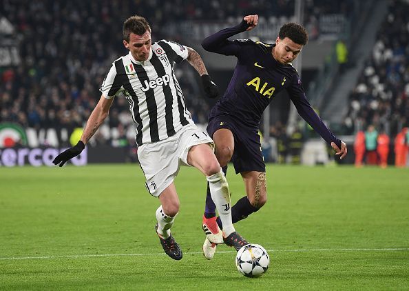 Juventus v Tottenham Hotspur - UEFA Champions League Round of 16: First Leg