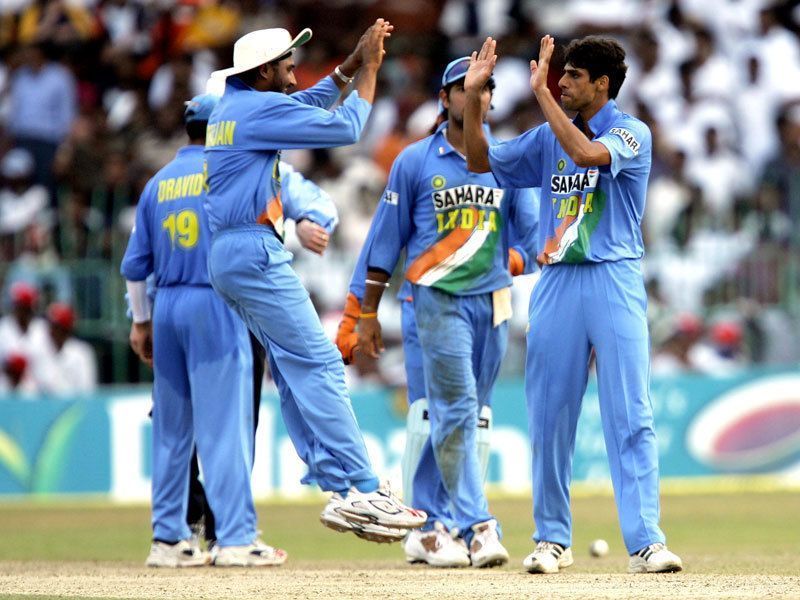 Image result for India vs Sri Lanka â 2005 (Indian Oil Cup Final)