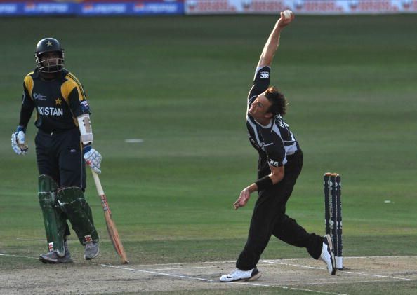 New Zealand v Pakistan - ICC Champions Trophy - Semi Final