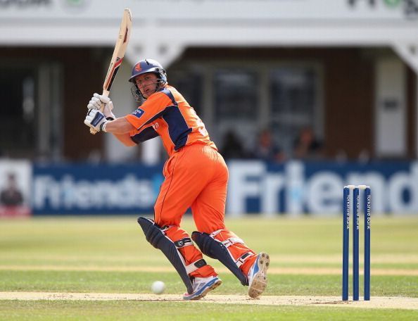 Northamptonshire v Holland - Yorkshire Bank 40