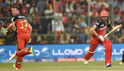 AB de Villiers and Virat Kohli in action for Royal Challengers Bangalore