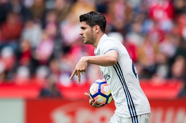 Real Sporting de Gijon v Real Madrid CF - La Liga