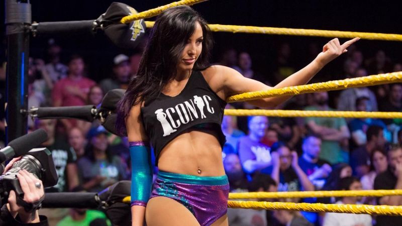 This would be a fantastic introduction to the main roster for Peyton Royce 