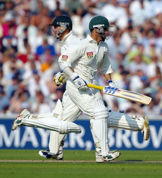 Herschelle Gibbs and Gary Kirsten of South Africa pile on the runs