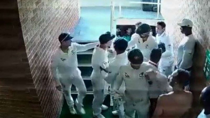 Warner held back by his teammates as Faf rocks out in his towel