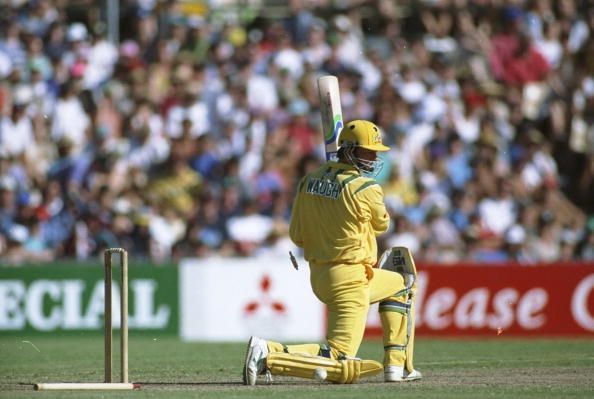 Steve Waugh of Australia and Hansie Cronje of South Africa