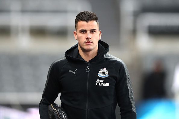 Newcastle United v Everton - Premier League