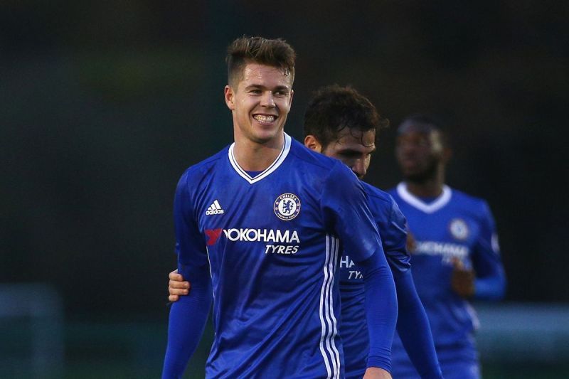 Fabregas off; Van Ginkel on?