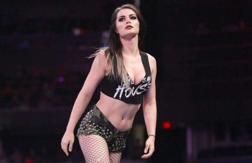 Paige seems to be enjoying her time off-duty with family