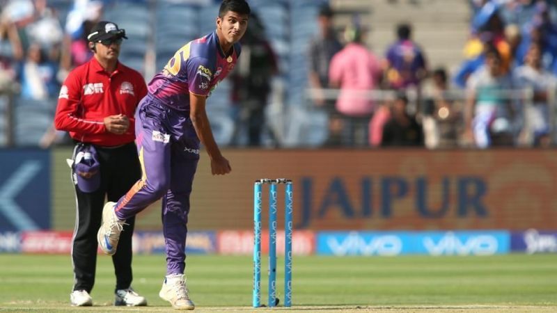 Washington Sundar of Rising Pune Supergiant sends down a delivery during the 2017 Indian Premier League match against Sunrisers Hyderabad at the MCA Stadium in Pune on Saturday. (BCCI)
