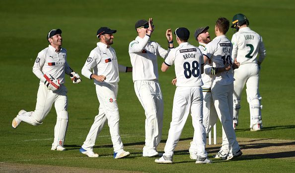 Yorkshire v Nottinghamshire - Specsavers County Championship: Division One