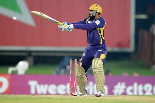 CLT20 2012 Match 2 Group A - Kolkata Knight Riders v Delhi Daredevils : News Photo