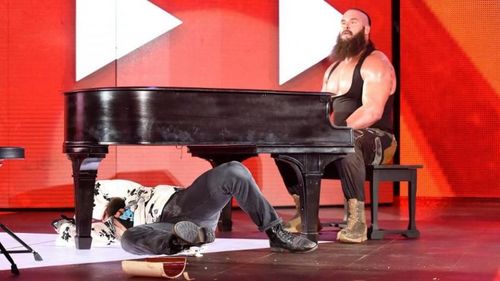 Braun Strowman vs. Elias Symphony of Destruction